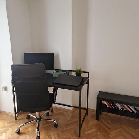Comfy Center Apartment Skopje Exterior photo