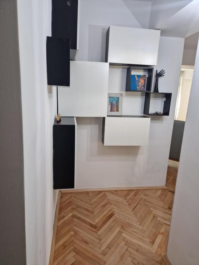 Comfy Center Apartment Skopje Exterior photo