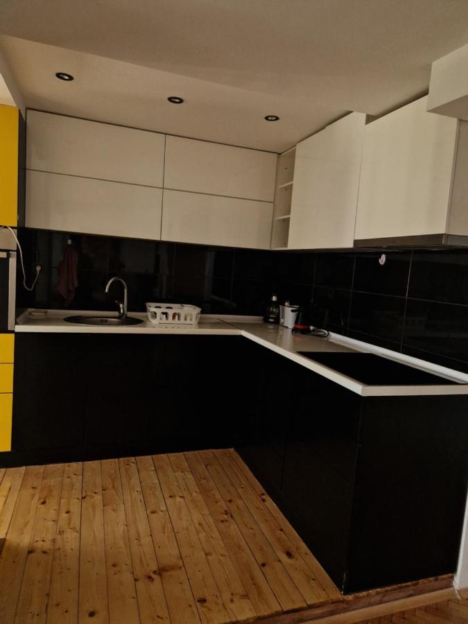 Comfy Center Apartment Skopje Exterior photo